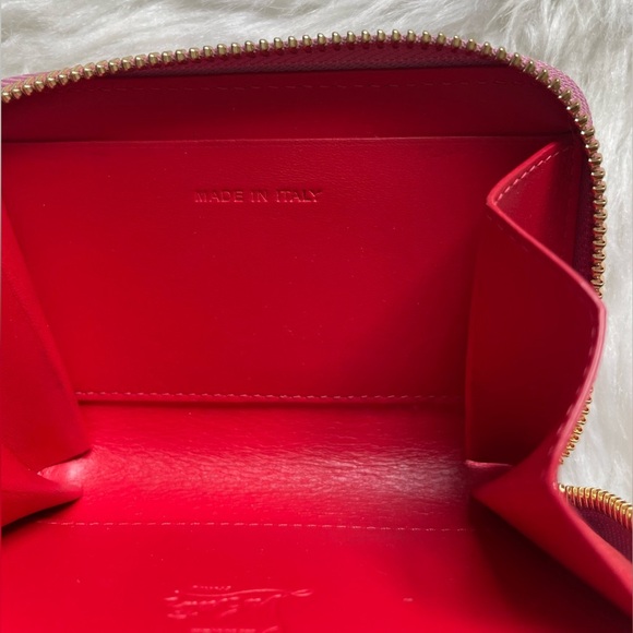 Christian Louboutin Pink Enamel Zippy Wallet - Picture 4 of 12